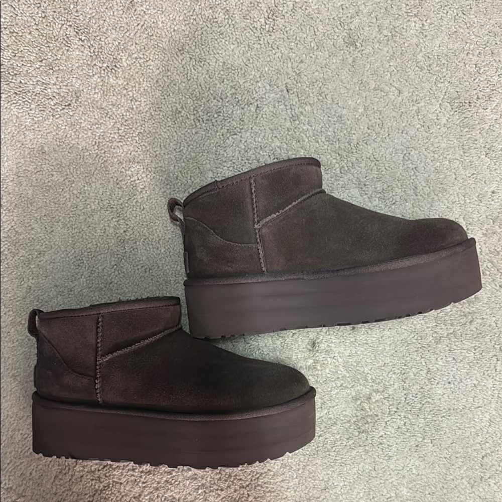 Ugg Platform Short Boots